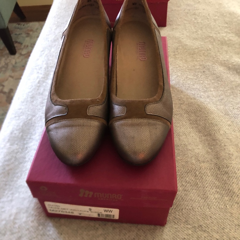 Leather Munro shoes